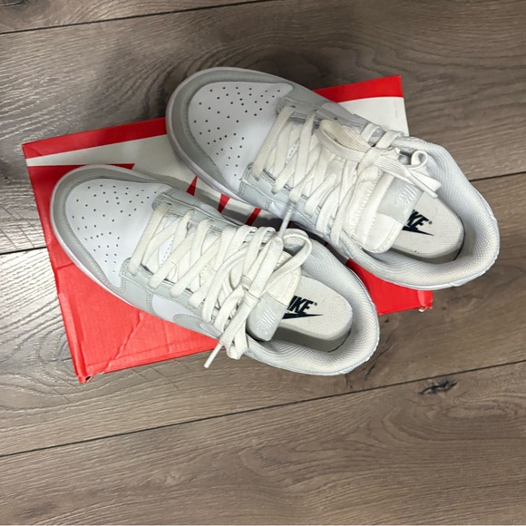 Nike Dunk Low White and Gray Size 5 - Picture 4 of 6